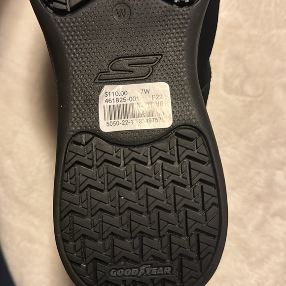 Women’s boots size 7 sketchers - Picture 3 of 3